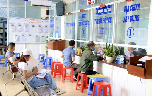 Sáp nhập địa phương, 1 số cán bộ chưa biết đi đâu về đâu