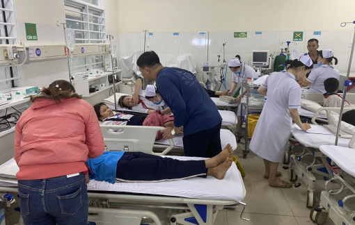 Vụ 17 học sinh nhập viện nghi ngộ độc trà sữa: Phạt chủ tiệm trà sữa 25 triệu