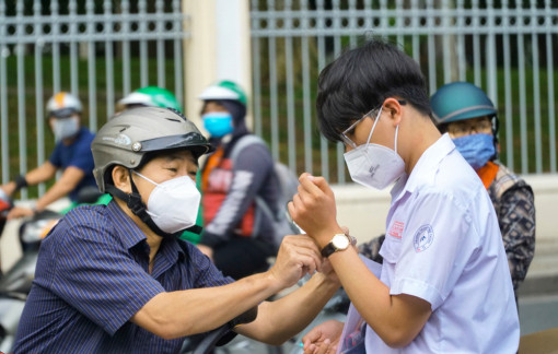 Từ vụ học sinh vây nhốt cô giáo ở Tuyên Quang: Lũ trẻ hôm qua là một gờ giảm tốc
