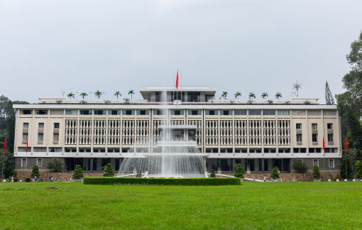 Buổi biểu diễn thời trang được tổ chức tại Hội trường Thống Nhất