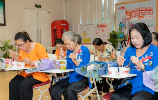 Acecook Việt Nam - Một thập niên tạo ra những con số ấn tượng với chương trình Tham quan nhà máy