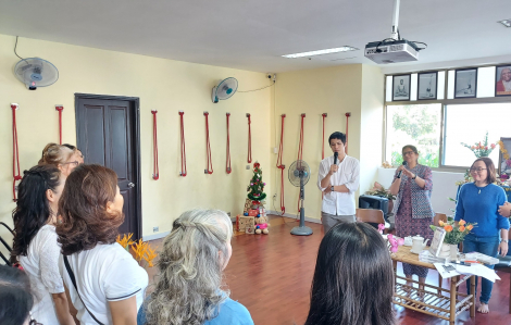 Sách của bậc thầy về Yoga dành cho phụ nữ đã đến Việt Nam