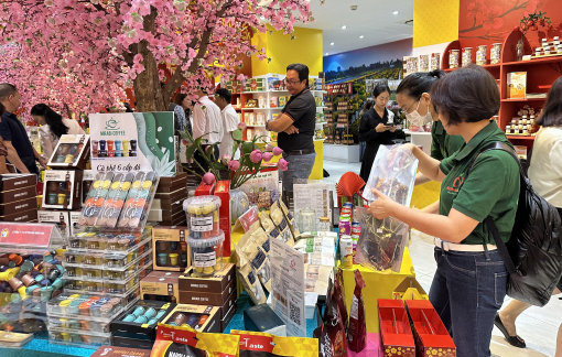 Triển lãm hàng trăm sản phẩm tiêu biểu của TPHCM