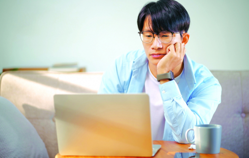 Phân thân để thỏa lòng cha mẹ