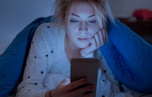 Người thức khuya có nguy cơ bị tắc động mạch cao gần gấp đôi người dậy sớm