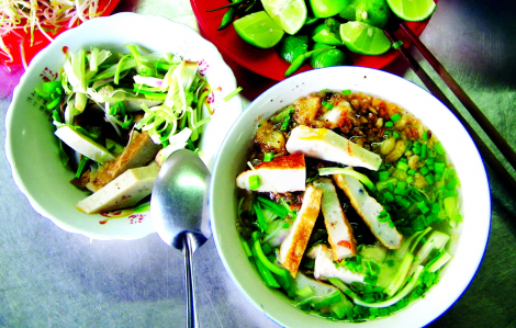 Lan man bánh canh