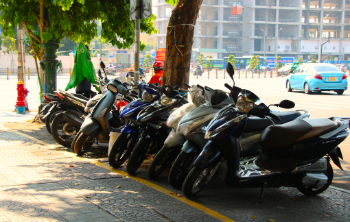 9 trường hợp phải nộp phí khi sử dụng lòng đường, vỉa hè ở TPHCM