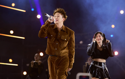 Showbiz Việt không cần những 'nhạc rác' như của B Ray, Lê Dương Bảo Lâm... Showbiz Việt không cần những 'nhạc rác' như của B Ray, Lê Dương Bảo Lâm...