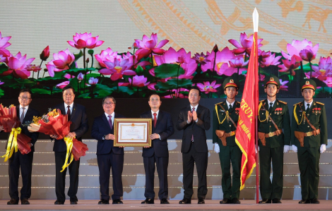 Chủ tịch nước Võ Văn Thưởng dự lễ kỷ niệm 20 năm thành lập TP Cần Thơ