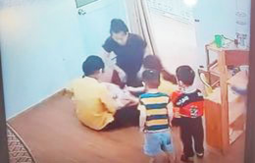 Cơ quan chức năng vào cuộc vụ bé gái 3 tuổi bị bạo hành