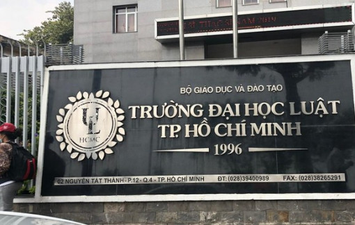 Một số trường đại học bỏ xét tuyển học bạ, giảm chỉ tiêu tuyển sinh bằng điểm thi THPT