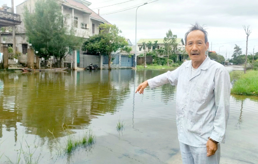 TP Huế: Lũ hơn cả tháng vẫn chưa hết ngập