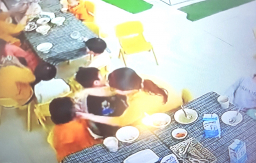 Kỷ luật, buộc thôi việc 1 giáo viên vụ bé gái 3 tuổi bị bạo hành