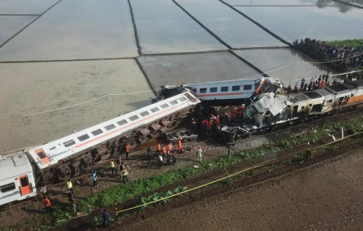 Va chạm tàu ​​hỏa ở Indonesia, 3 người chết, 28 người bị thương