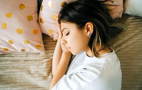 Vì sao nên ngủ sớm mỗi ngày?