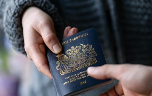 Hộ chiếu nào quyền lực nhất thế giới năm 2024?