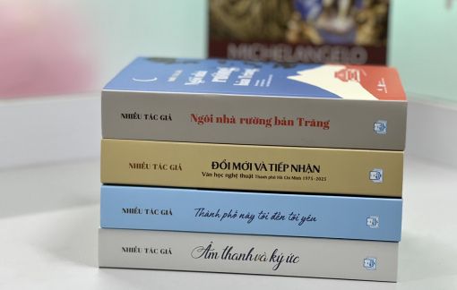 400 tác giả hội tụ trong 3.000 trang sách