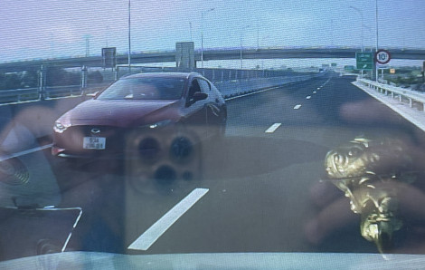 Xác minh ô tô chạy ngược chiều trên cao tốc Mỹ Thuận - Cần Thơ
