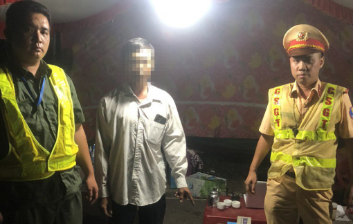 Bình Dương: Bắt 2 vụ vận chuyển hơn 1.800 bao thuốc lá lậu trong đêm