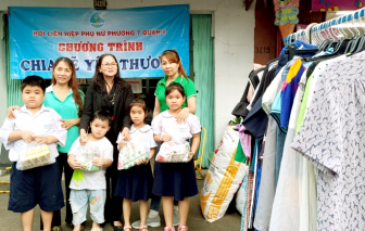 Hạt cát trong sa mạc hào sảng