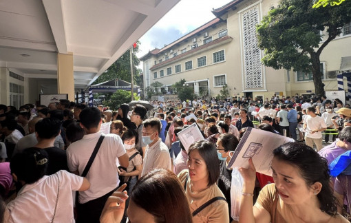 TP Hà Nội: Trò phải ở trọ để được học trường công