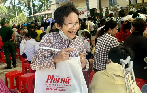 Mang tết sớm về với phụ nữ vùng biên giới tỉnh Tây Ninh