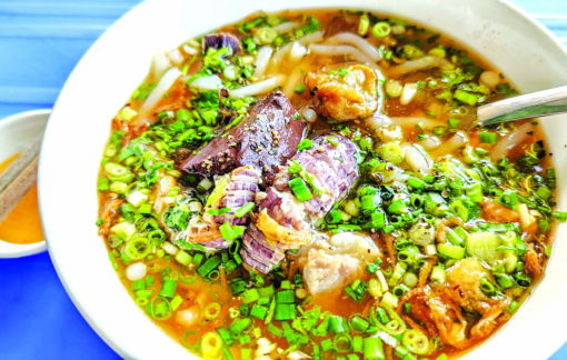 Lan man bánh canh