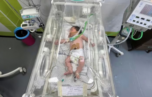 Gần 20.000 đứa trẻ ra đời trong "địa ngục chiến tranh" ở Dải Gaza