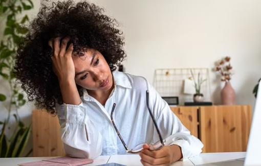 Ngồi làm việc có nguy cơ tử vong vì bệnh tim mạch cao