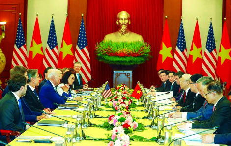Ngoại giao Việt Nam “vượt lên quá khứ, hướng tới tương lai”