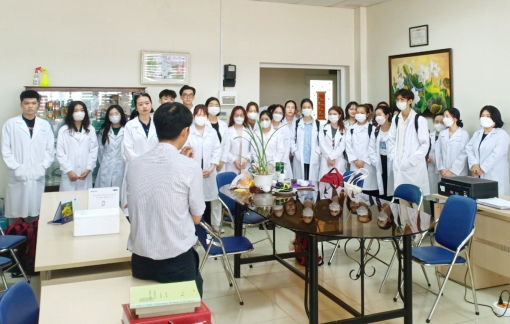 Trường đại học đưa chăm sóc da, làm móng… vào đào tạo