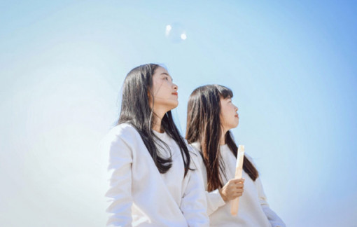 Chị gái người yêu muốn tôi qua nhà phụ việc