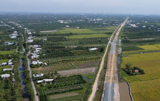 Dự án cao tốc Cần Thơ - Cà Mau thi công chậm tiến độ do thiếu cát