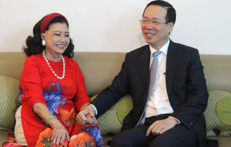 Chủ tịch nước Võ Văn Thưởng thăm, chúc tết NSND Kim Cương, GS-BS Nguyễn Chấn Hùng