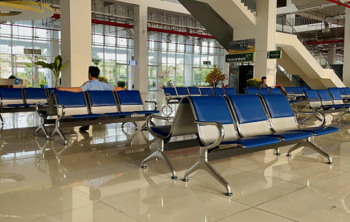Bến xe hiện đại nhất TPHCM vắng vẻ ngày giáp tết Nguyên đán