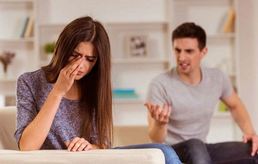 Chồng ham chơi, không chịu phụ vợ lo tết