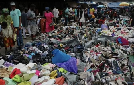 Ghana vật lộn với "cơn sóng thần" quần áo cũ
