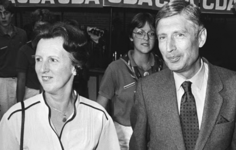 Cựu Thủ tướng Hà Lan chọn an tử cùng vợ