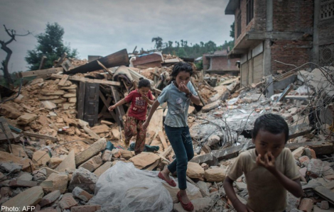 Hàng chục ngàn trẻ em bị tổn thương ở Nepal cần hỗ trợ sau động đất