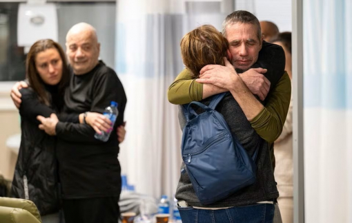Israel giải cứu thành công 2 con tin ở Gaza