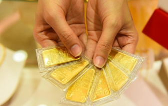 Trước ngày vía Thần Tài, vàng miếng trong nước cao hơn thế giới gần 20 triệu đồng/lượng