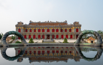 Ngỡ ngàng vẻ đẹp lộng lẫy của ngôi điện Kiến Trung trong hoàng cung Huế