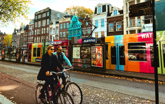 Nhớ Amsterdam - nhớ xe đạp, kênh đào và chợ hoa tulip