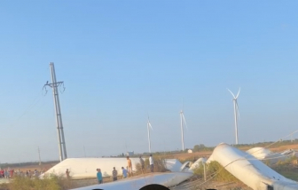 Cánh tuabin điện gió ở Bạc Liêu bất ngờ bị rơi tự do