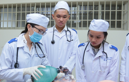 Mở đơn vị điều trị Đông - Tây y kết hợp để sinh viên thực hành