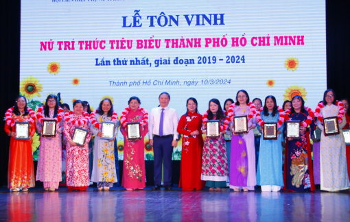  TPHCM tôn vinh 21 nữ trí thức tiêu biểu lần thứ nhất