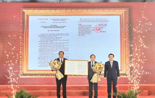 Xây dựng Hà Tiên trở thành trung tâm kinh tế, phát triển mạnh về thương mại biên giới