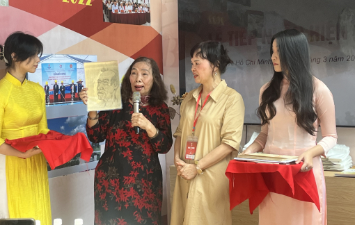 Bảo tàng Báo chí Việt Nam tiếp nhận nhiều hiện vật quý