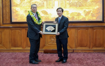 Tôn vinh giáo sư Nhật Bản giúp hơn 60.000 bệnh nhân Việt Nam sáng mắt