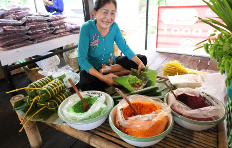 Lễ hội bánh dân gian Nam Bộ chiêu đãi bánh xèo "khủng" 4m